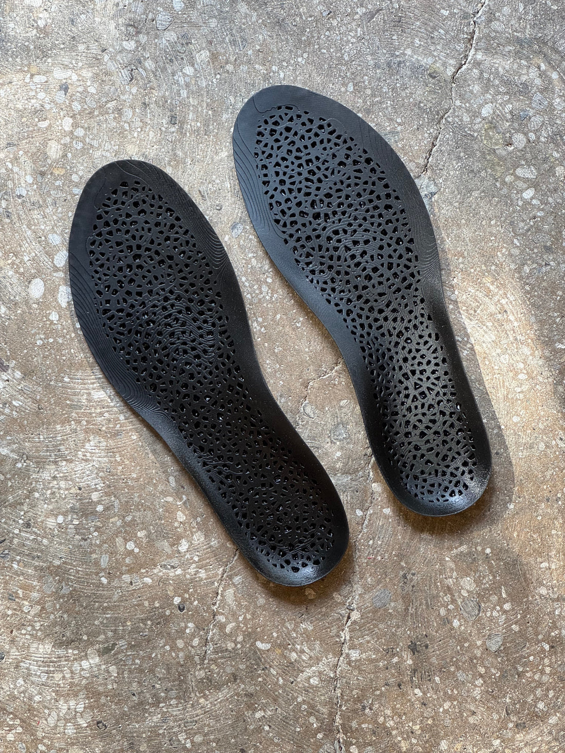 Die Revolutionierung der Sneaker-Herstellung: Wie der 3D-Druck die Massenpersonalisierung auf ein neues Niveau hebt