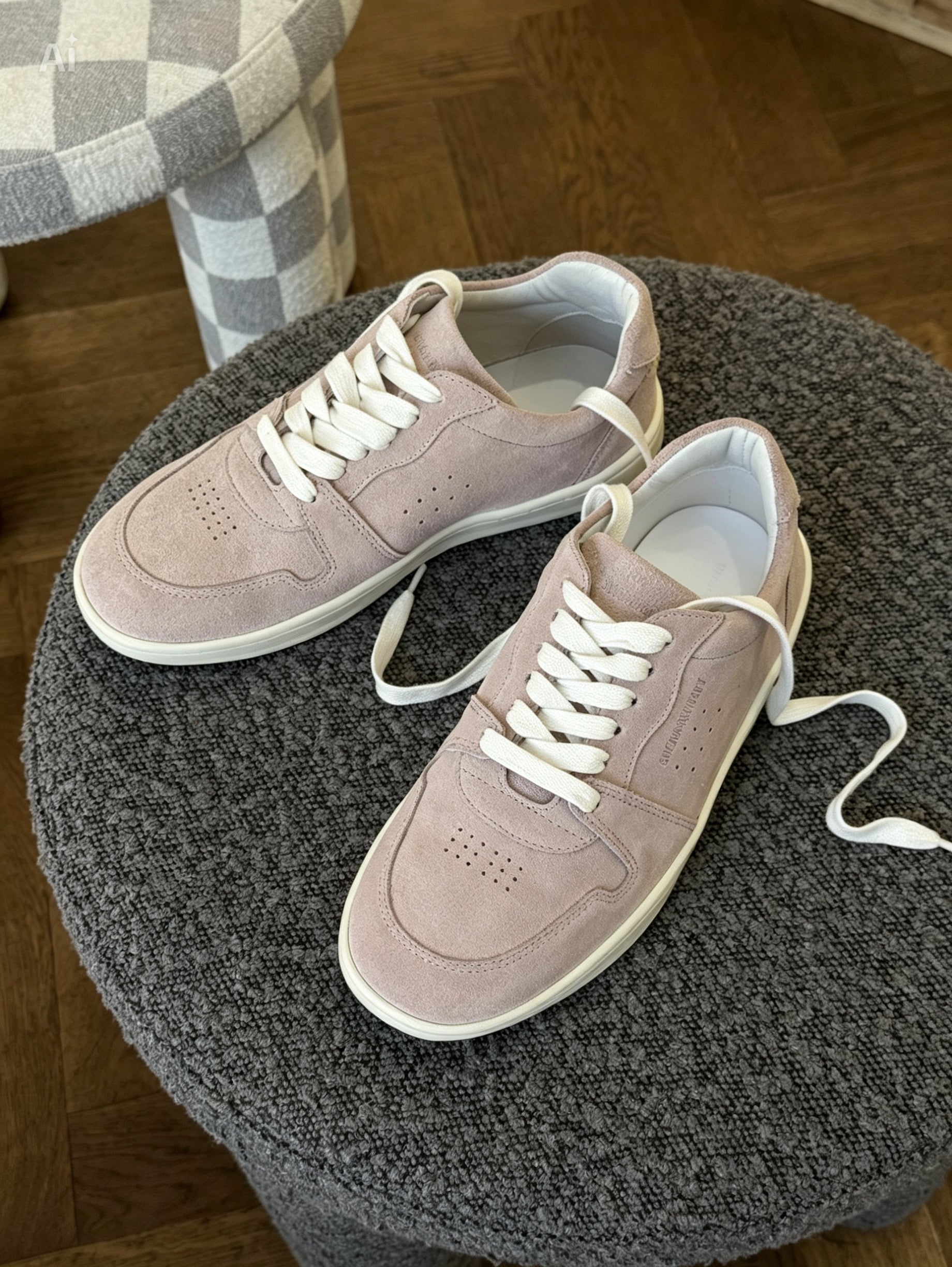 B2 - Rosa Veloursleder